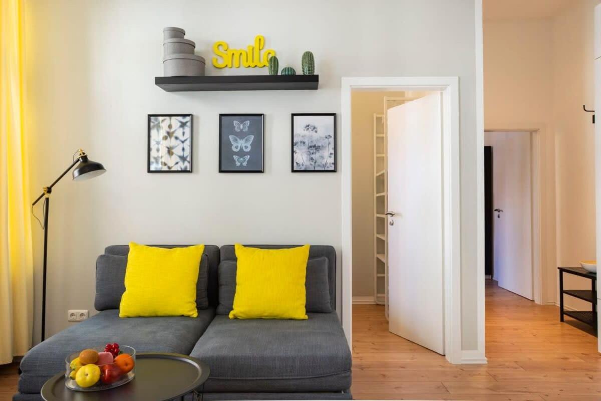 Central Apartment Appartamento Berlino